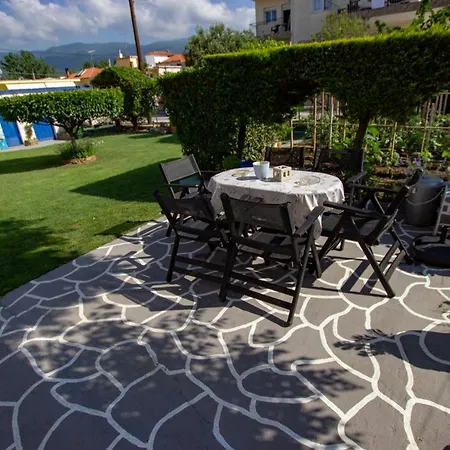 Babis House * Vrasná