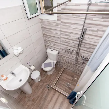 Babis House Apartman