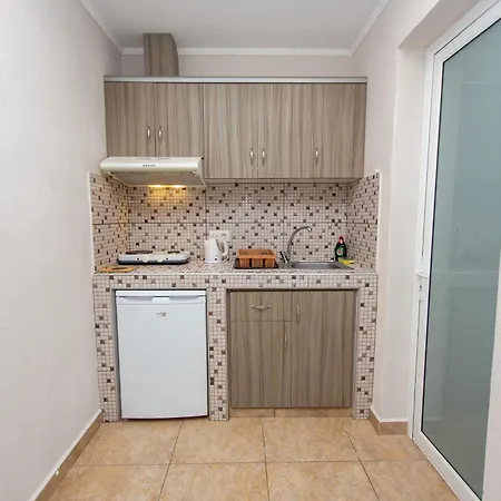 Babis House Apartman Vrasná