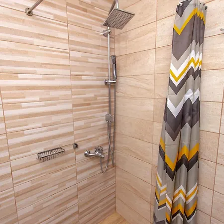 Babis House Apartman Vrasná