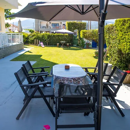 Babis House * Vrasná