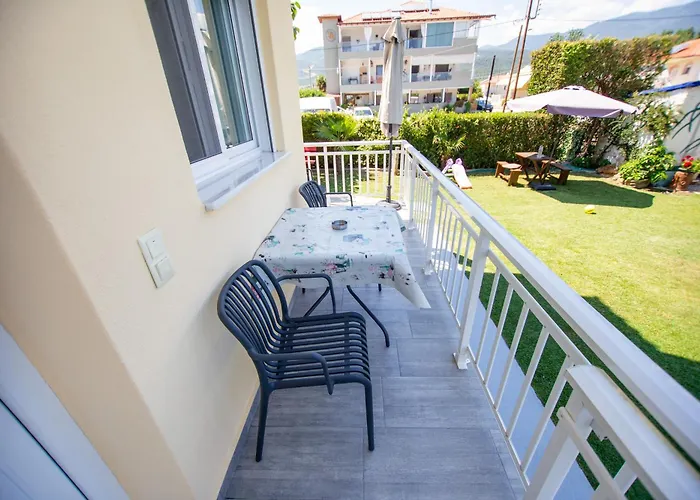 Babis House דירה Vrasná