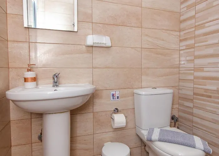 דירה Babis House