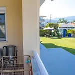 Apartament Babis House