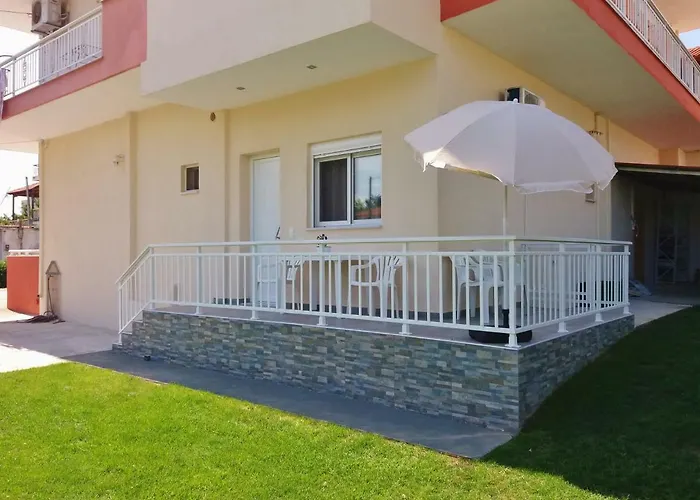 Апартаменты Babis House